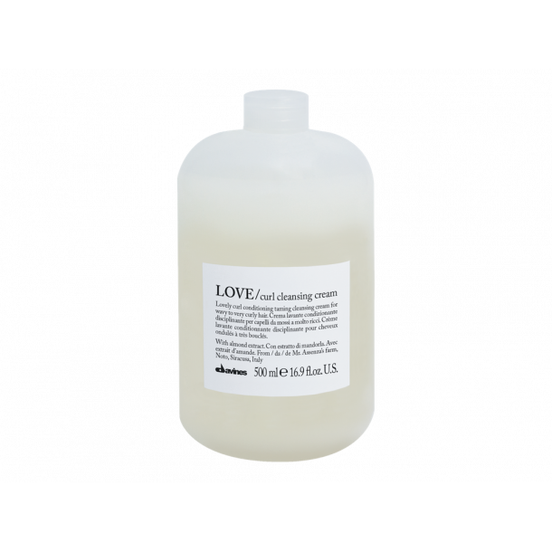 DAVINES LOVE CURL CLEANSING CREAM, // 500 ML.
