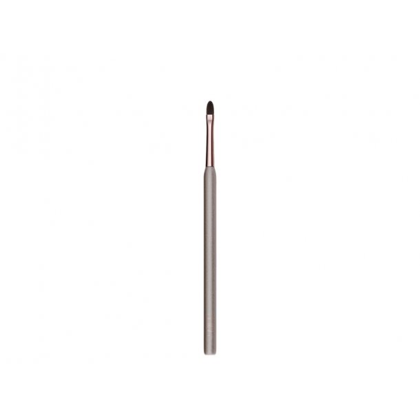 DELILAH LIP BRUSH